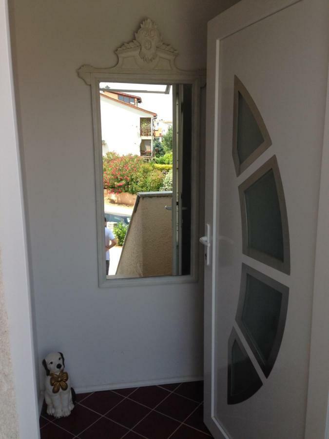 Apartmani Tatic Stinjan Exterior photo